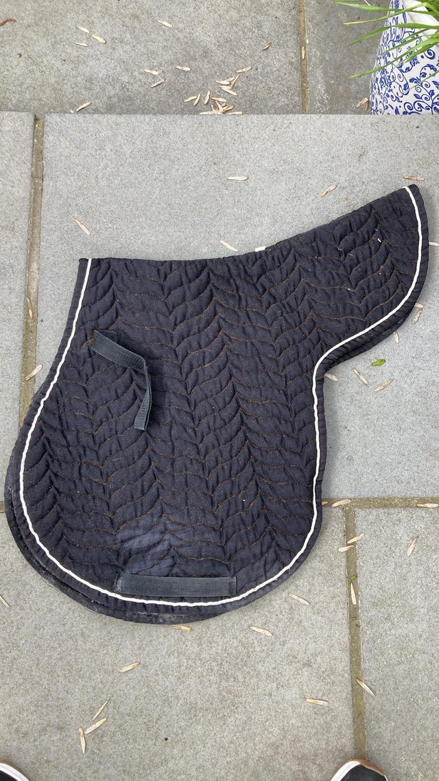 Preview of the first image of GP full size saddle pads.
