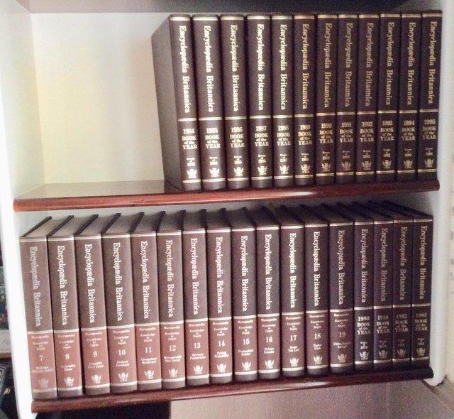 Preview of the first image of Encyclopaedia Britannica.