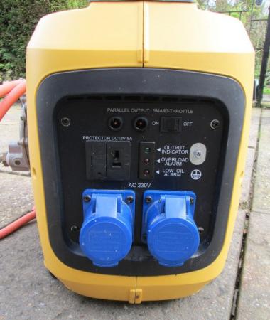 Image 3 of Kipor IG2000 LPG/Petrol Generator