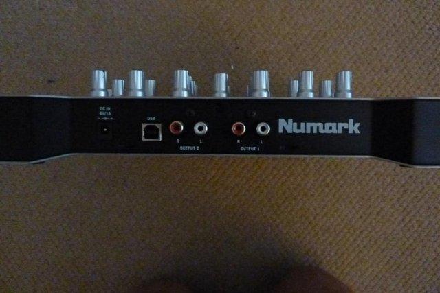 Image 3 of Numark Omni Control DJ Controller