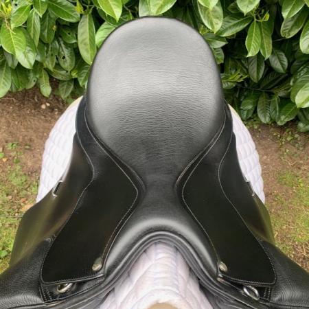 Image 5 of Bates 17 inch dressage saddle