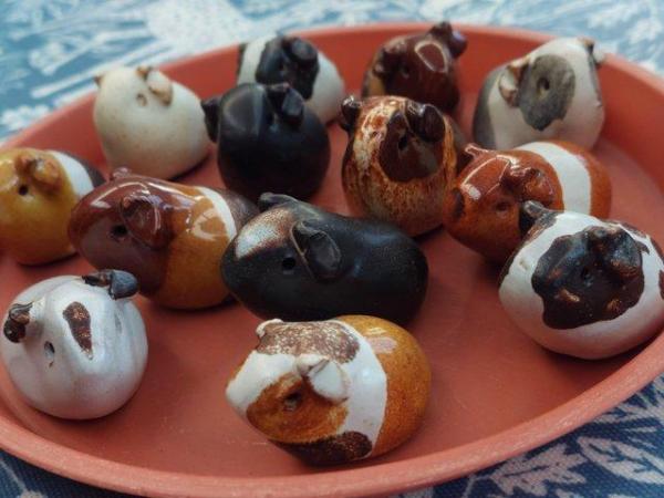 Image 2 of Little cute hand made pot Guinea pigs
