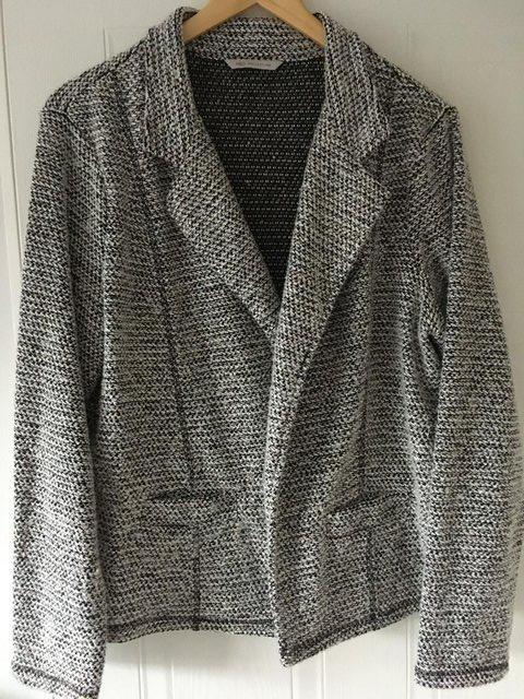 Preview of the first image of Ladies Jacket - Grey with front pockets.