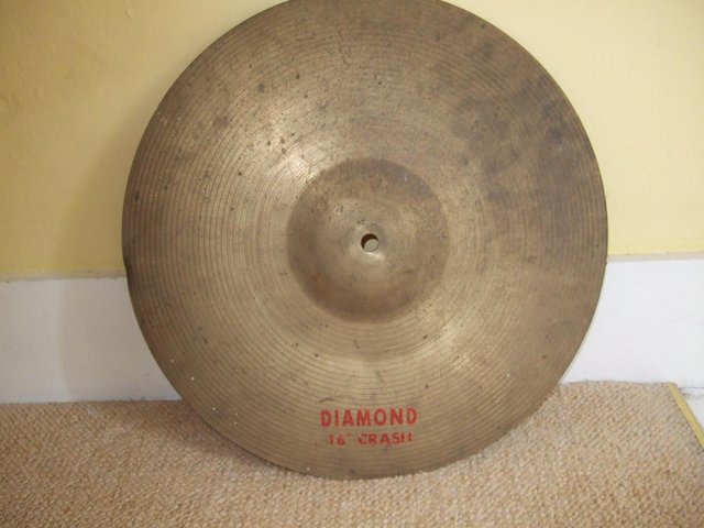 Preview of the first image of Crash Cymbal 16 inch Diamond.