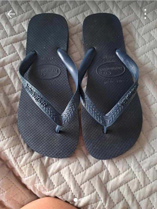 Preview of the first image of Ladies Flip Flops size 5.