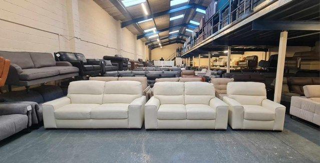 Image 1 of Selva cream leather 3+2 seater sofas and armchair