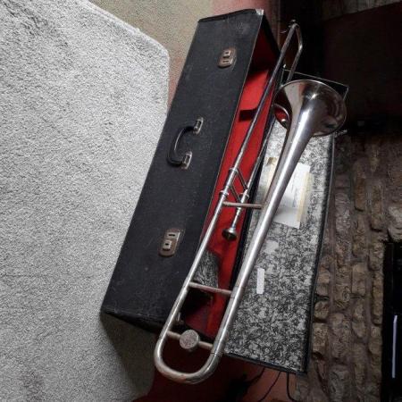 Image 2 of Tenor Trombone for sale, with hard case