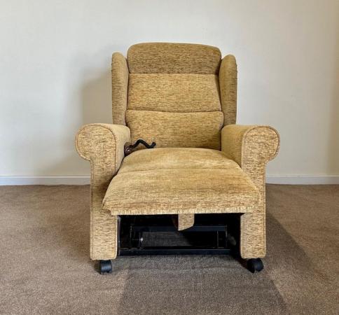 Image 6 of PETITE ELECTRIC RISER RECLINER GOLD CHAIR ~ CAN DELIVER