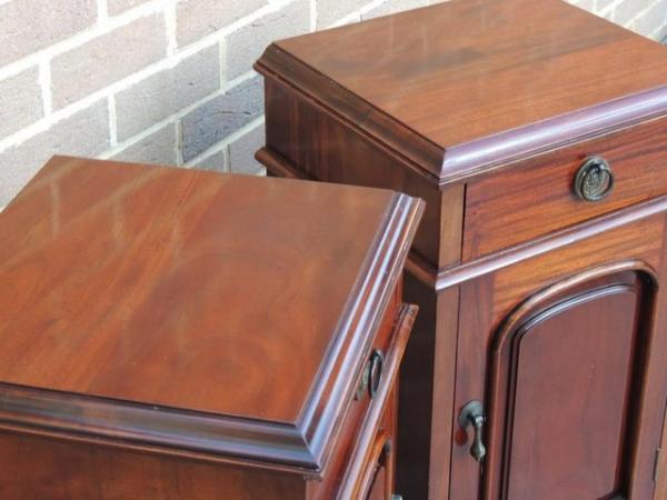 Image 15 of Pair of Mahogany Tall Bedside Cabinets (UK Delivery)