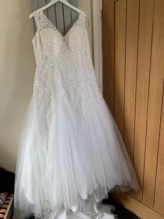 Image 11 of Wed 2 b viva bride wedding dress size 20