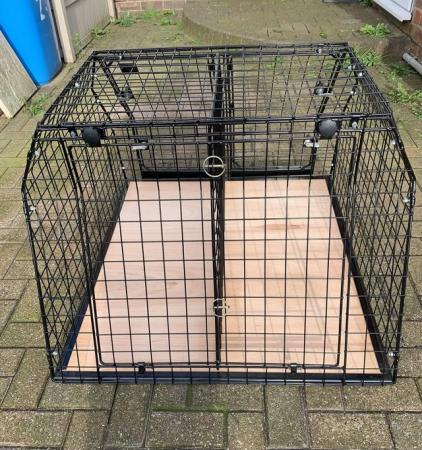 Image 1 of MMG DOUBLE DOG CRATE FOR CAR