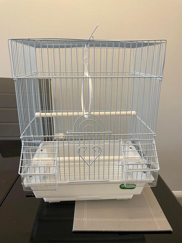 Preview of the first image of Bird cage - small travel / starter cage.