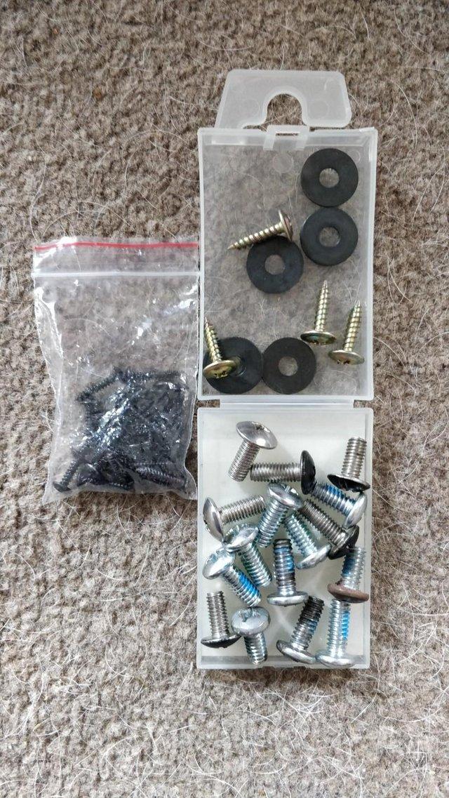 Preview of the first image of BATES SADDLE GULLET SCREWS WASHERS NAILS PACK.