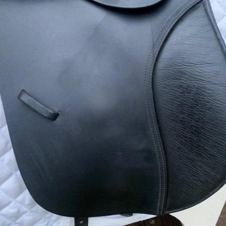 Image 10 of Kent And Masters 17 inch Cob saddle