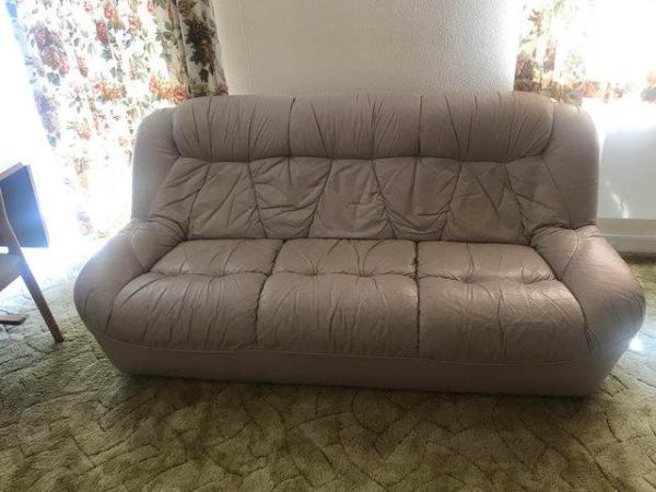 Image 1 of Leather 3 seater sofa very good condition