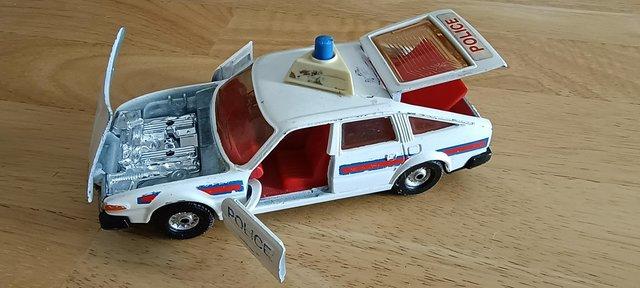 Image 2 of corgi rover 3500 toy police car with free postage