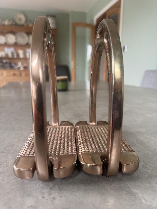 Preview of the first image of Rose Gold Jinn Style Stirrups.