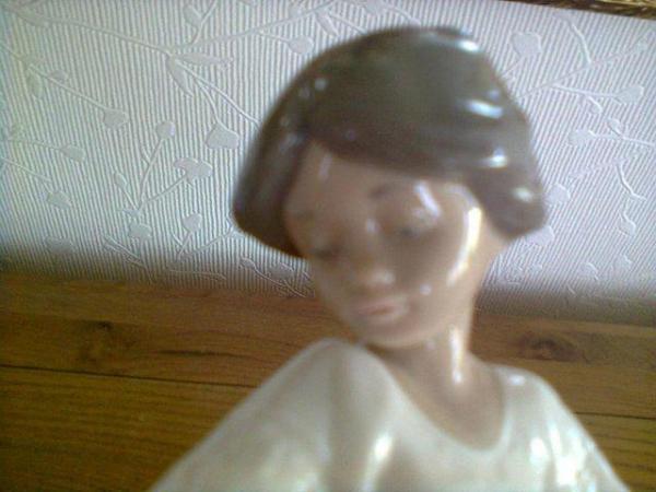 Image 1 of Nao by Ladro porcelain figurine