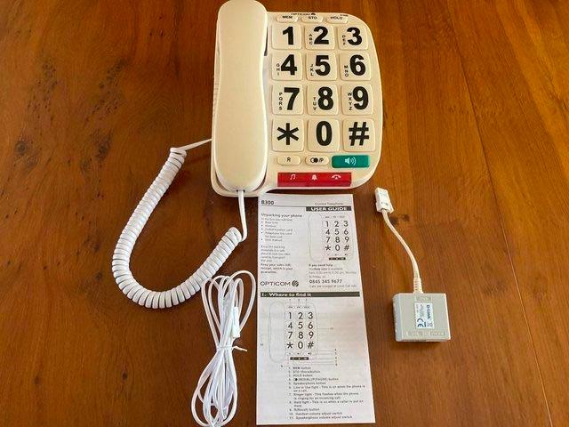 Preview of the first image of OpticomB300 Large number phone.