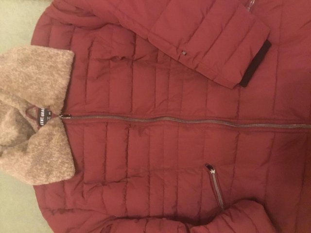 Preview of the first image of NEW Ladies Puffer coat size XXL.