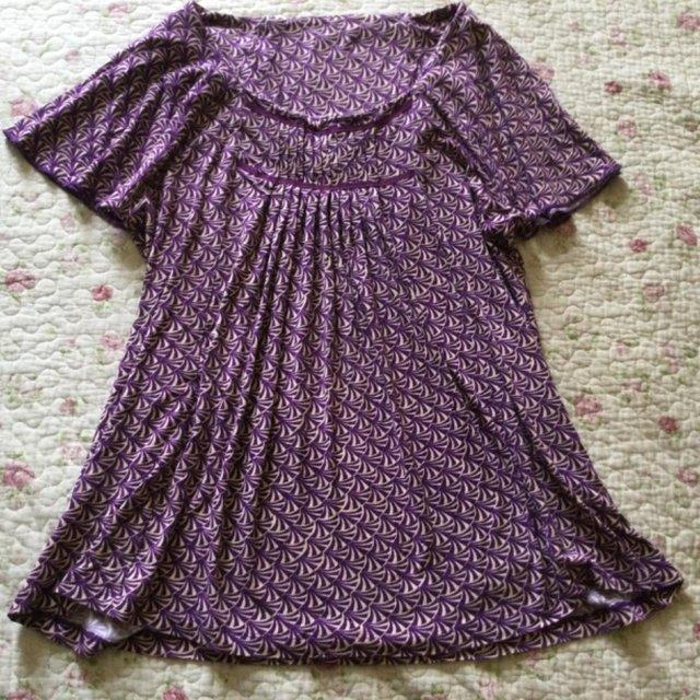 Preview of the first image of Size 18 NEXT Purple & Cream Short Sleeved Smock Top.