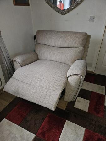 Image 2 of SCS La Z Boy 2 person Sofa. SHOWROOM CONDITION