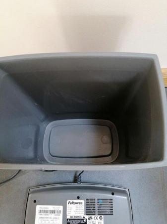 Image 9 of Fellowes Paper Shredder A4 Size