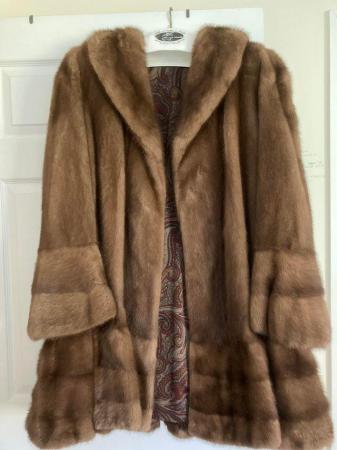 Image 3 of Real mink fur coat made in Italy