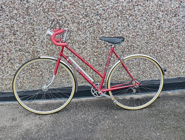 Preview of the first image of Vintage Ladies Raleigh Falcon Racing Bike..