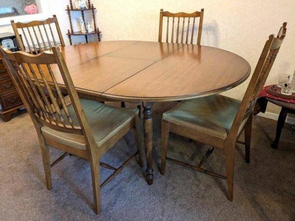 Image 2 of LOVELY STAG EXTENDING DINING ROOM TABLE 4 STAG CHAIRS ONO