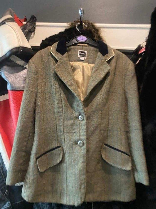 Preview of the first image of Dublin Child Tweed showing jacket.