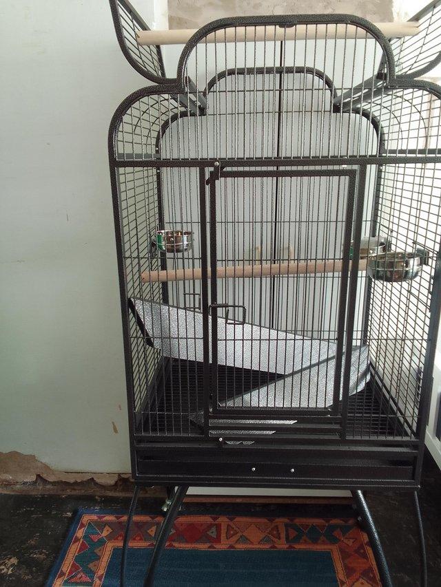 Preview of the first image of Large bird or partot cage brand new never been used.