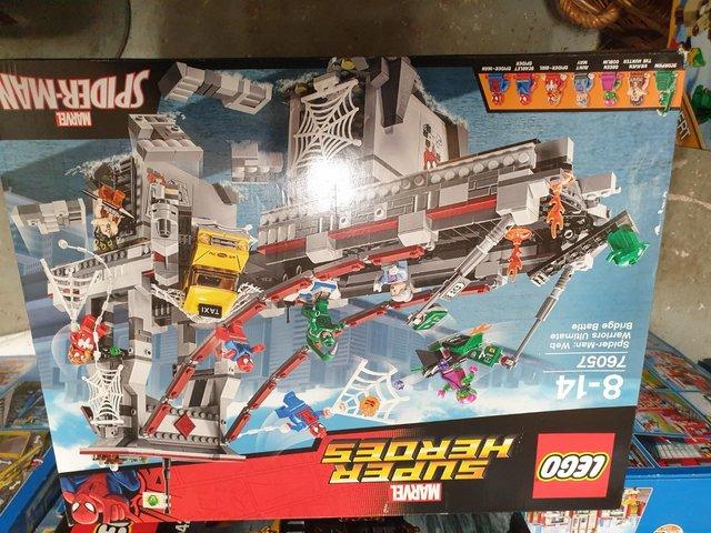 Preview of the first image of Lego 76057 Spider Man Bridge battle.