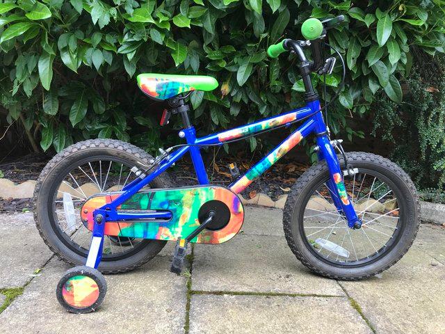 Preview of the first image of Childrens bike with stabilisers.