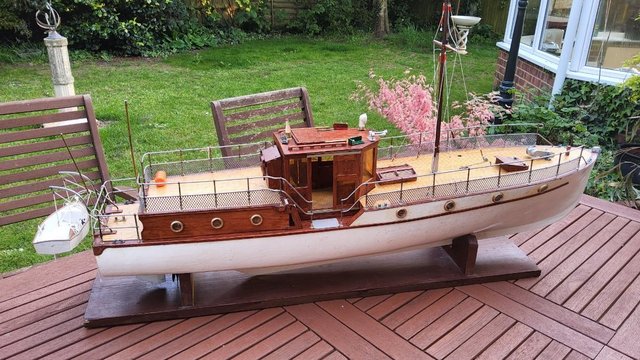 Image 8 of Model boat,electric motor 44 inches long