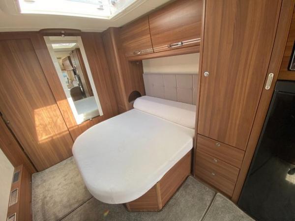 Image 15 of Buccaneer Cruiser 2016 4 berth caravan *Trans Island Bed*