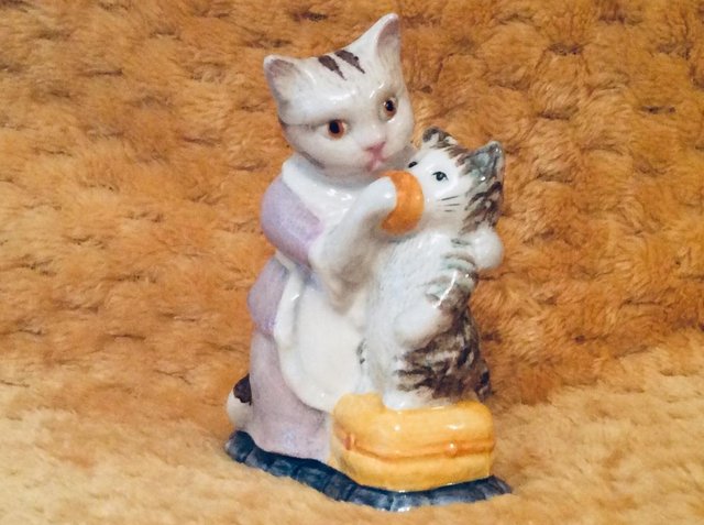 Preview of the first image of Beatrix Potter’s Tabitha Twitchet & Miss Moppet Figure.