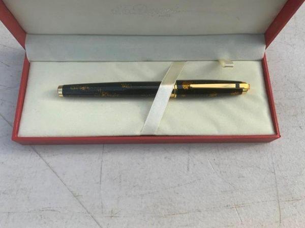 Image 3 of St Dupont "Laque De Chine" Collection. With 18ct Gold Nib