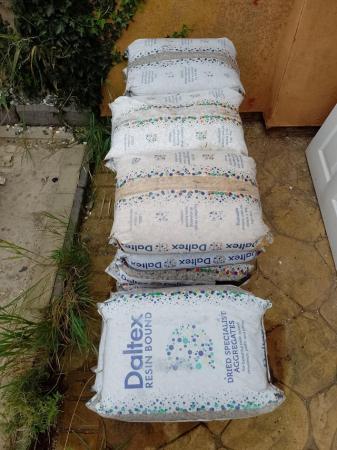 Image 3 of 18 Unopened bags of mixed Daltex Dried Specialist Aggregates