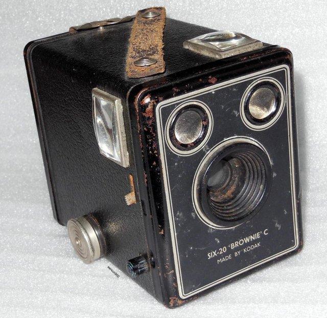 Preview of the first image of KODAK 'BROWNIE C' 6-20 CAMERA.