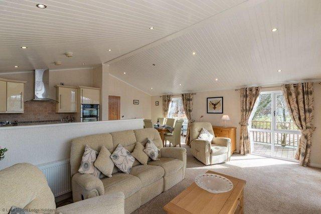 Image 5 of Extremely Spacious Three Bedroom Holiday Lodge