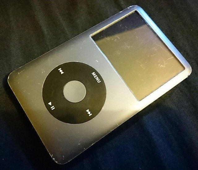 Preview of the first image of Apple Ipod Classic 160GB.