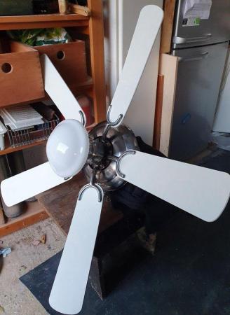Image 1 of Ceiling fan and light