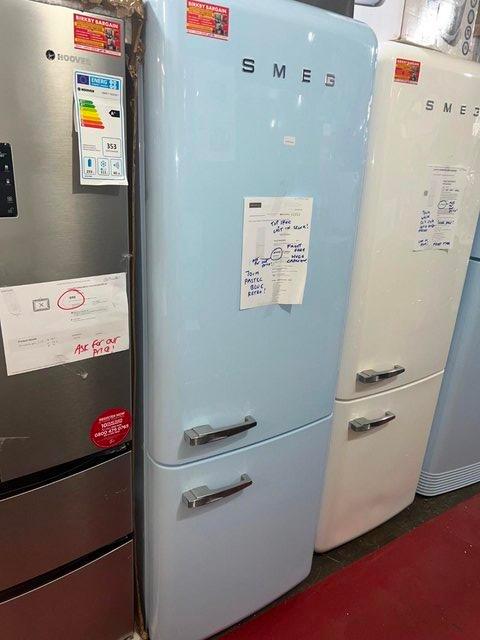 Preview of the first image of SMEG RETRO 70/30 FROST FREE PASTEL BLUE FRIDGE FREEZER-NEW.