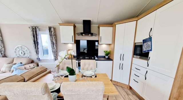 Image 7 of Two Bedroom Willerby Dorchester 2023 with Hot Tub