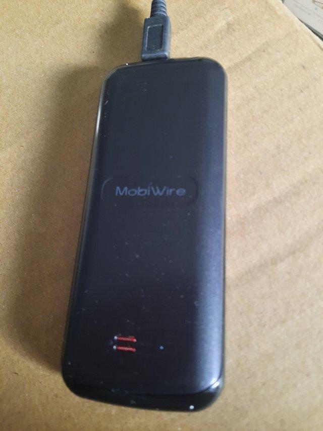 Preview of the first image of Mobiwire mobile phone black.