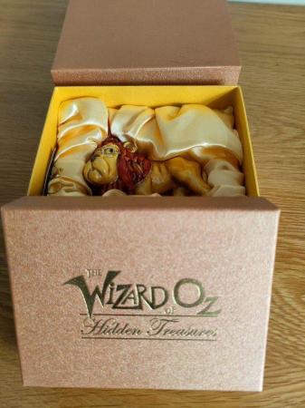 Image 3 of Brand New Wizard Of Oz Cowardly Lion Gift Set