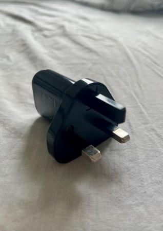 Image 2 of LG usb travel charger adapter 5V 1.2A