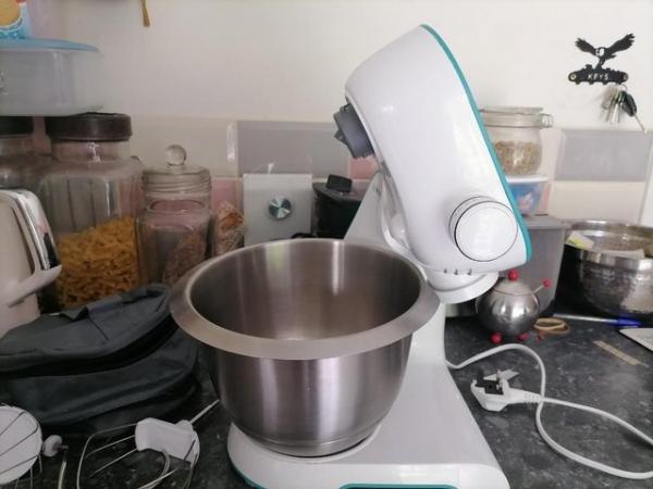 Image 3 of BOSCH STAND MIXER WITH ATTATCHMENTS