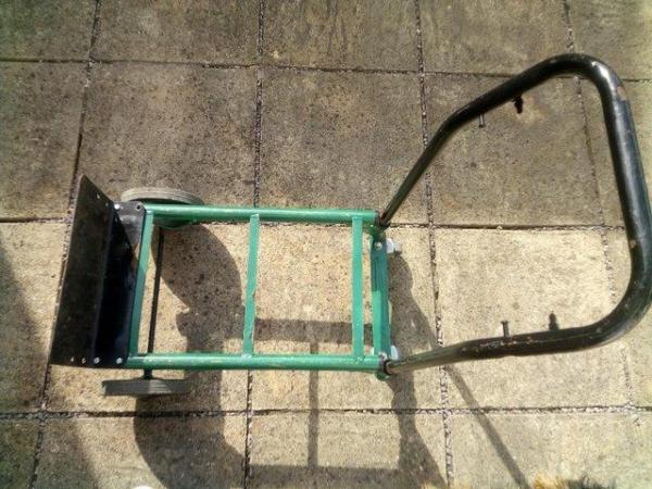 Image 1 of 4 WHEEL TROLLEY VERY STRONG HANDLES CAN BE REMOVED CANT FIND